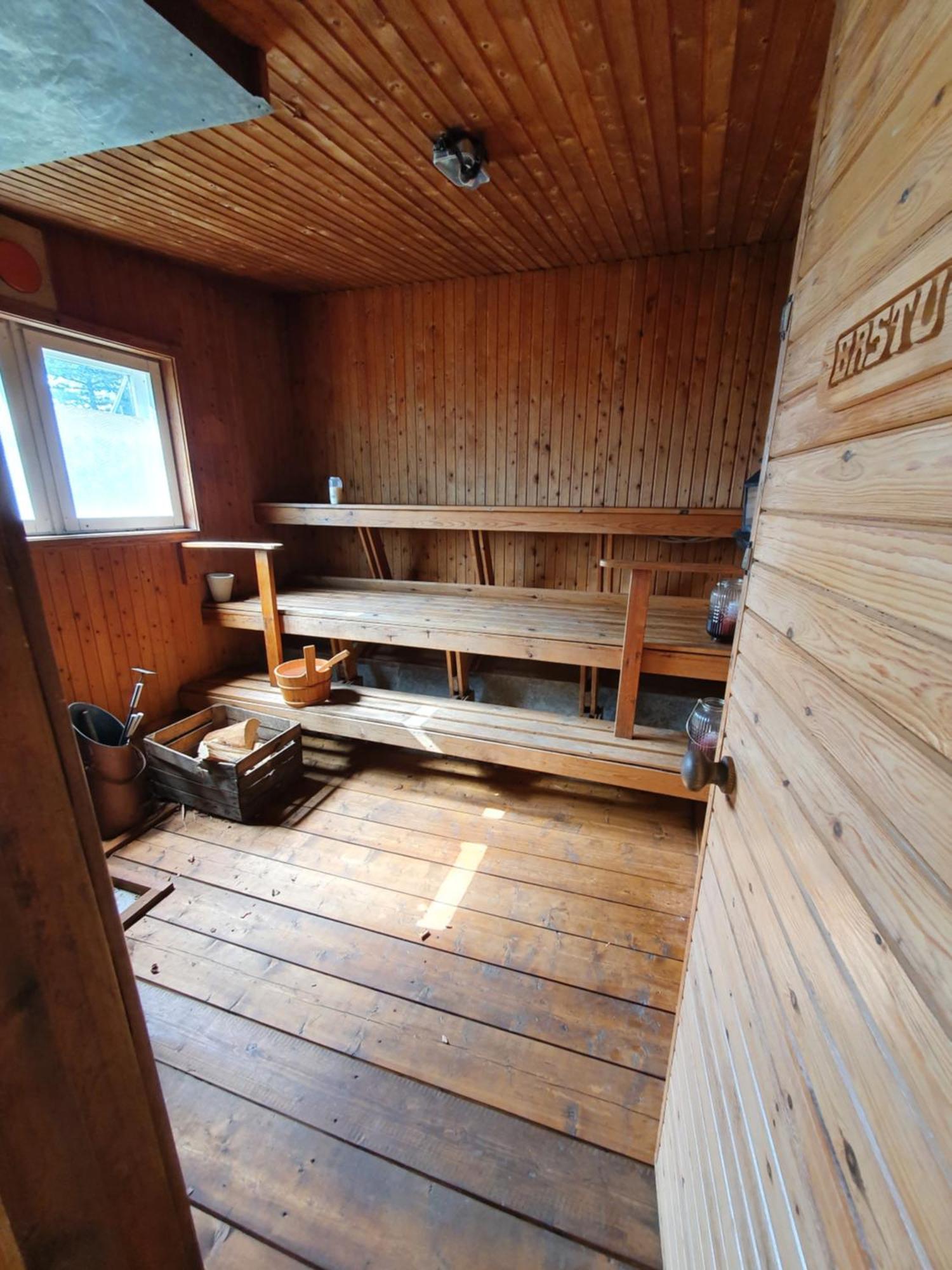 Camp Caroli Wooden Cabins Юккасъярви Экстерьер фото