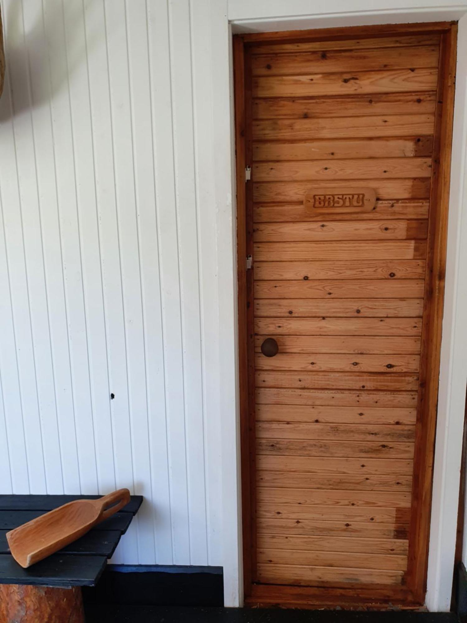 Camp Caroli Wooden Cabins Юккасъярви Экстерьер фото
