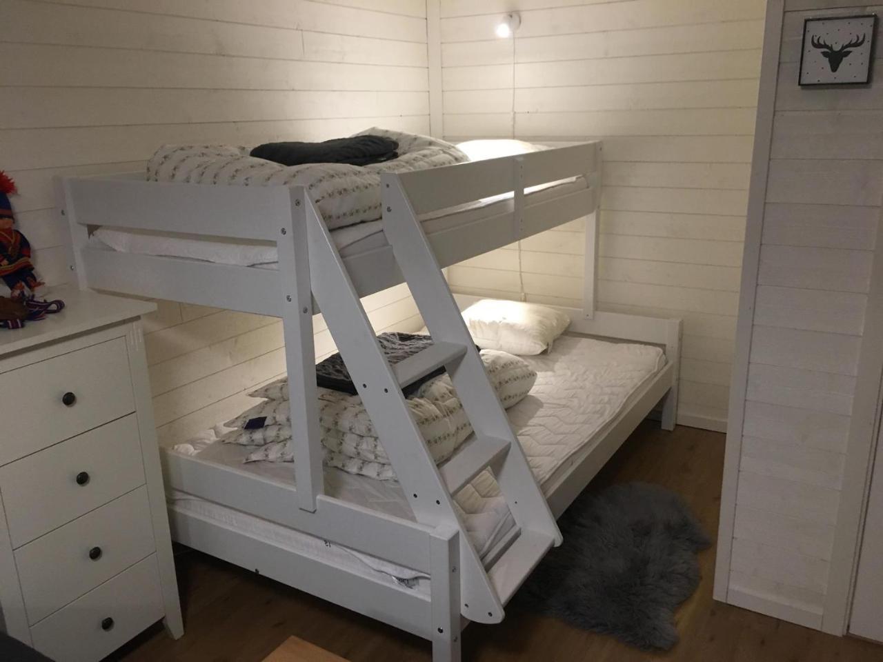 Camp Caroli Wooden Cabins Юккасъярви Экстерьер фото